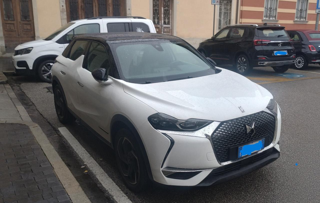 Ds DS3 3 Crossback BlueHDi 130 aut. Performance Line