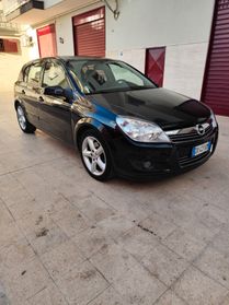 Opel Astra 1.7 CDTI 125CV 5 porte Cosmo