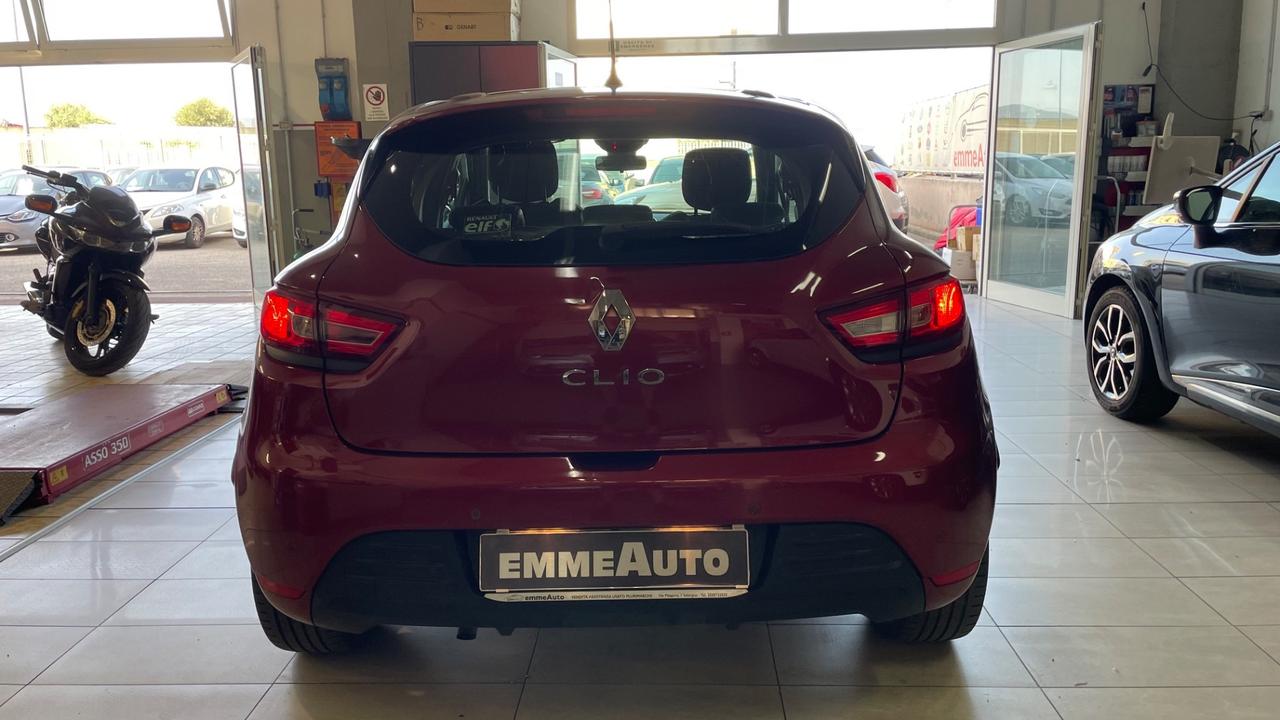 Renault Clio 1.2 75CV 5 porte Zen