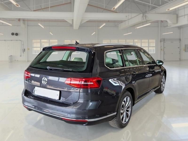 VOLKSWAGEN PASSAT VARIANT 2.0 TDI 110kW Executive BMT DSG