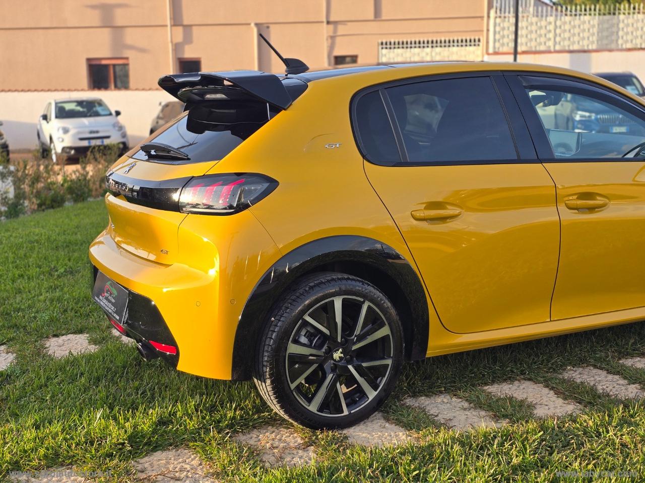 PEUGEOT 208 BENZ. 100CV 5p. GT