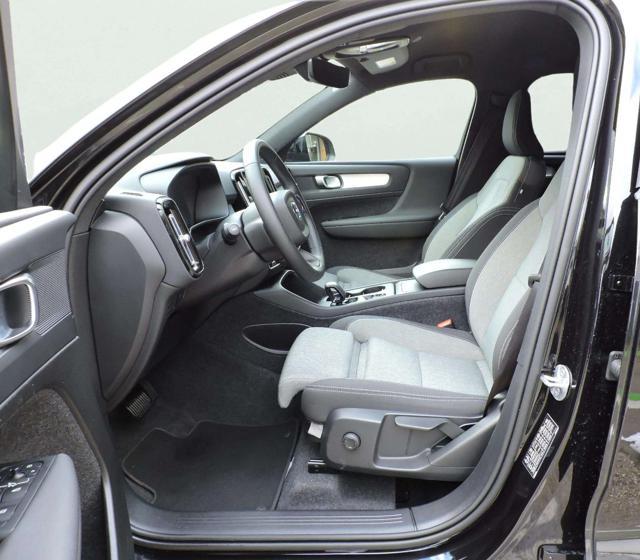 VOLVO XC40 B3 automatico Core Aziendale