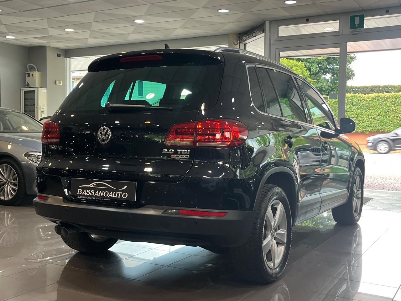 Volkswagen Tiguan AUTOMATICO 4X4 !!
