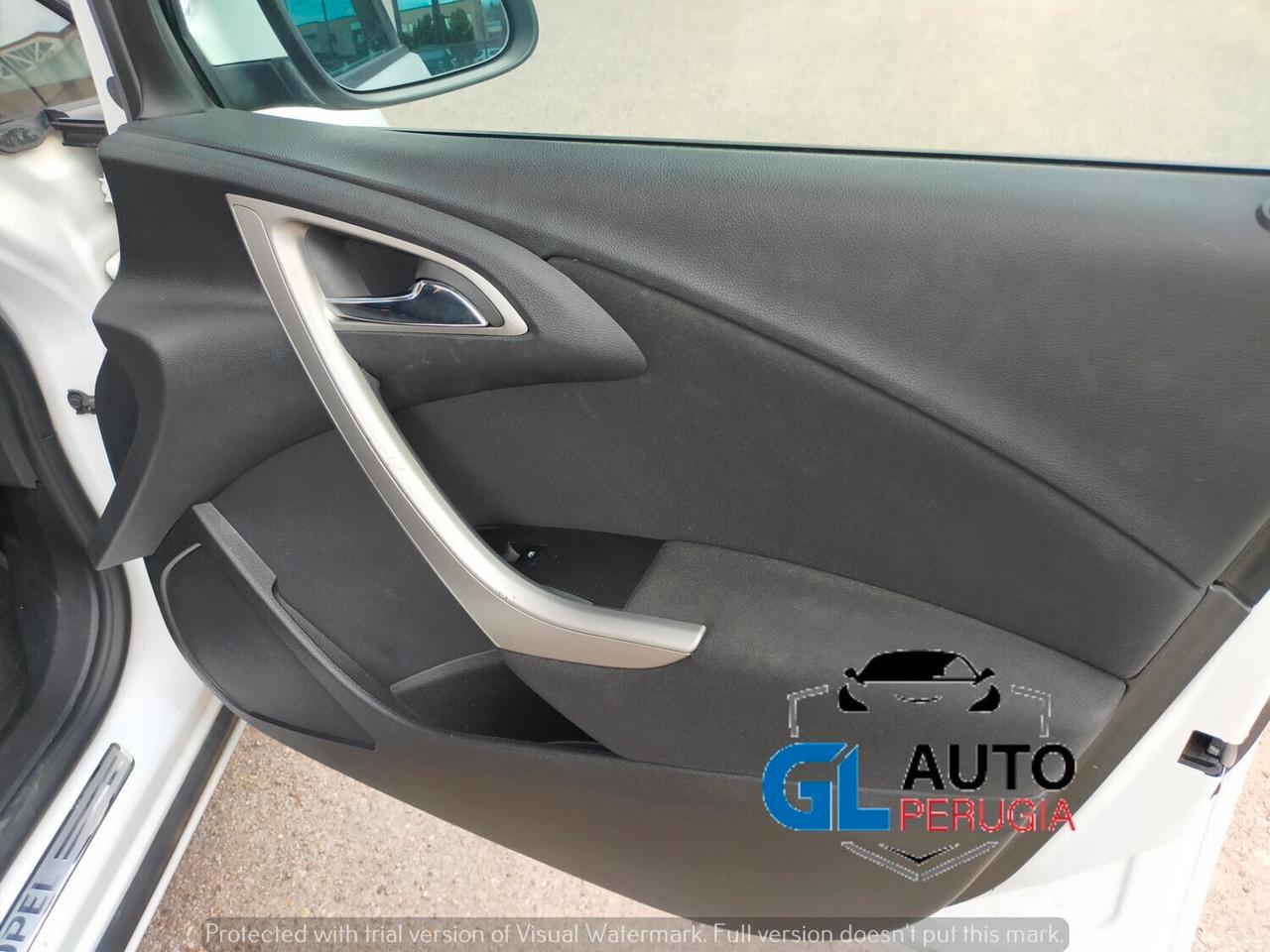 Opel Astra 1.4 Sports Tourer anche per neopatentati