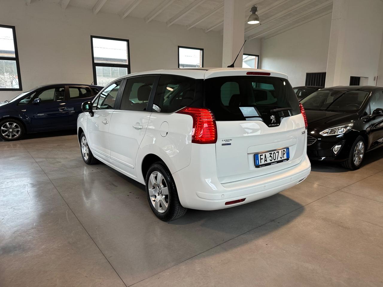 Peugeot 5008 BlueHDi 120 S&S Allure