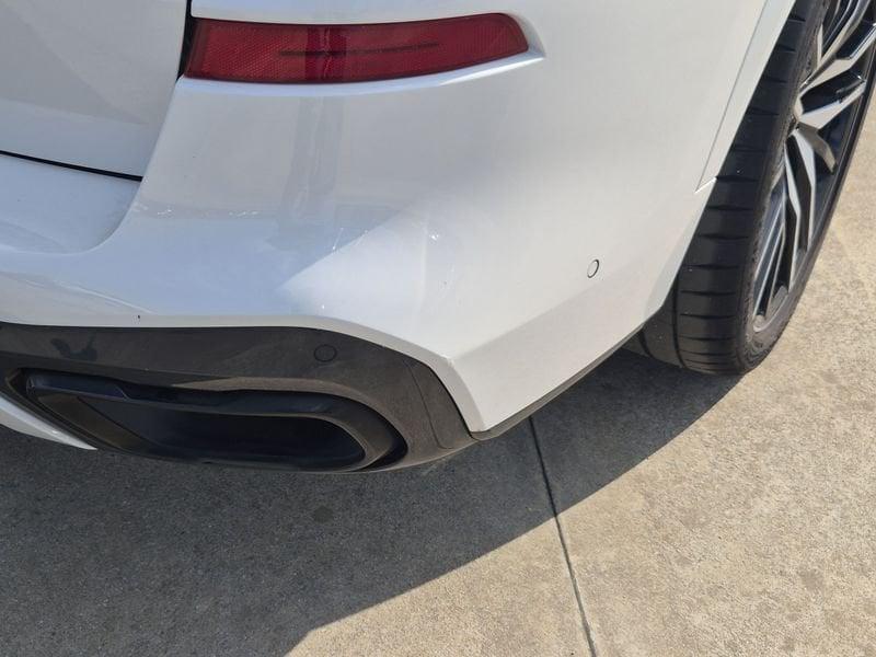 BMW X5 xdrive40d mhev 48V Msport auto