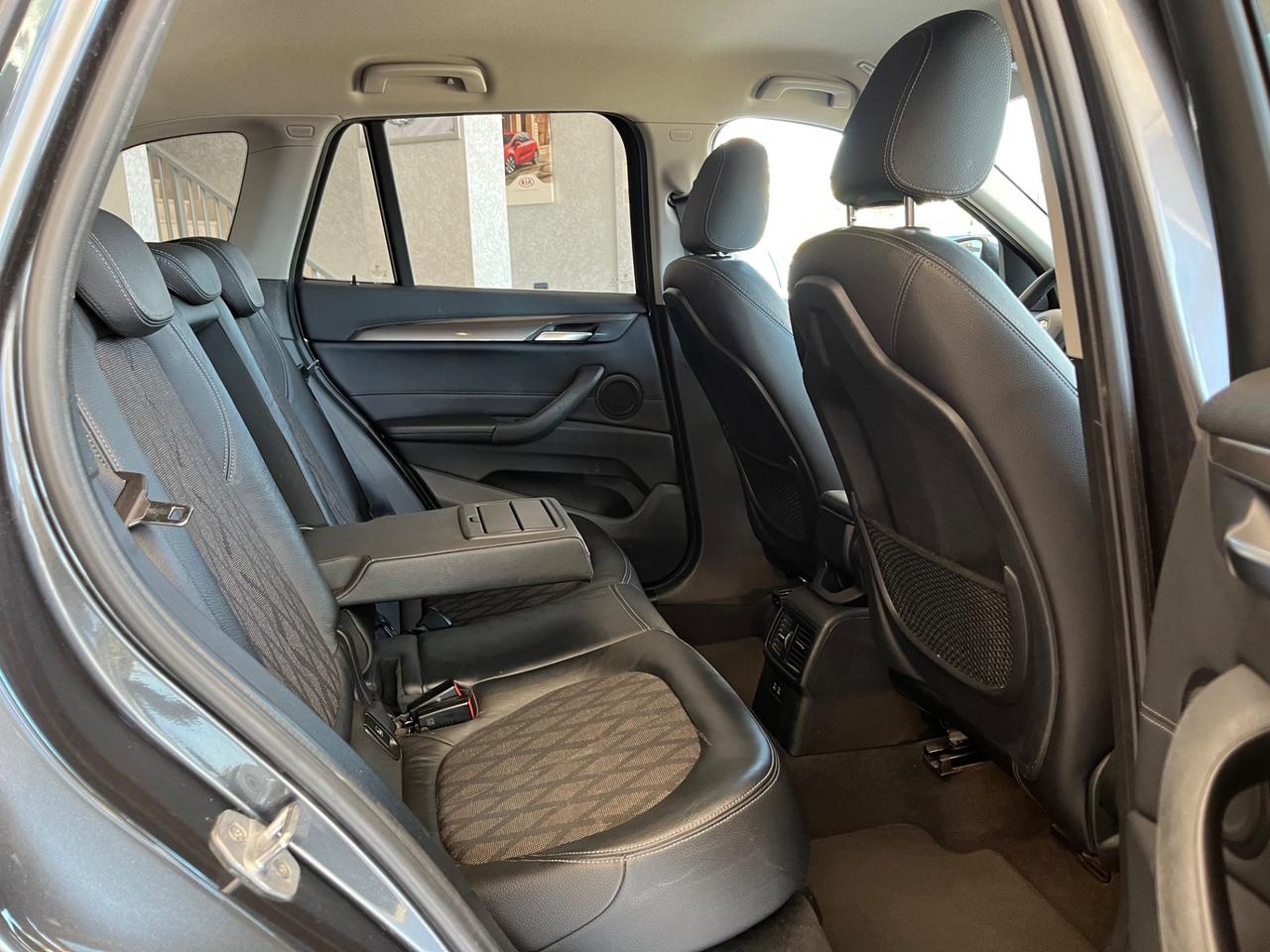 Bmw X1 sDrive18d xLine