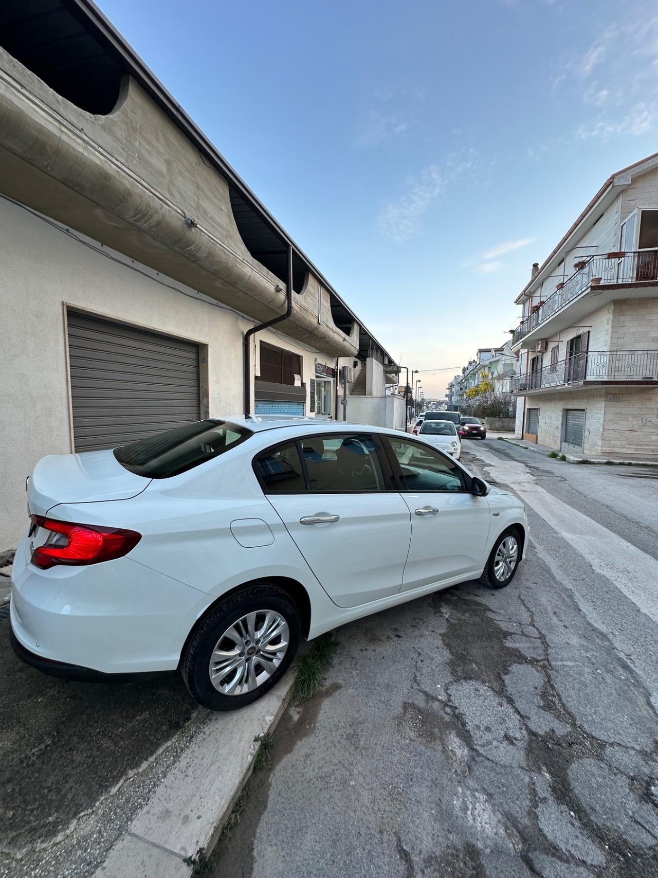 Fiat Tipo 1.6 Mjt 4 porte Opening Edition Plus