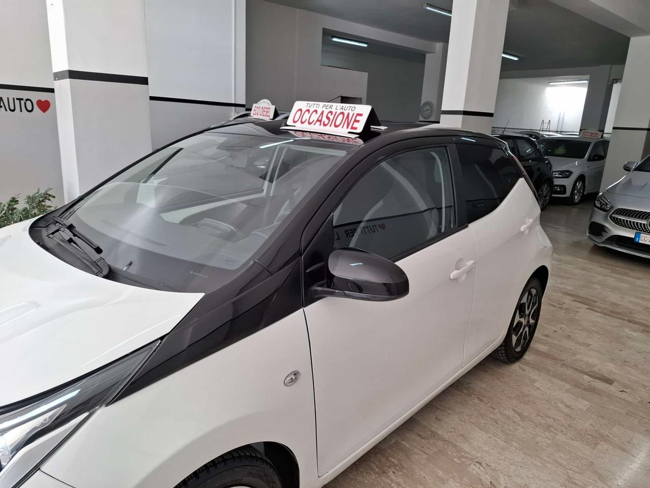 Toyota Aygo Connect 1.0 BENZINA - 2021 AUTOMATICA