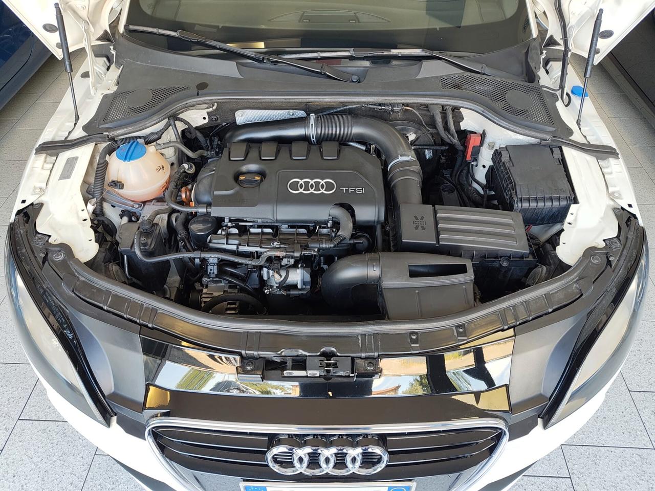 Audi TT Coupé 2.0 TFSI 211CV S LINE