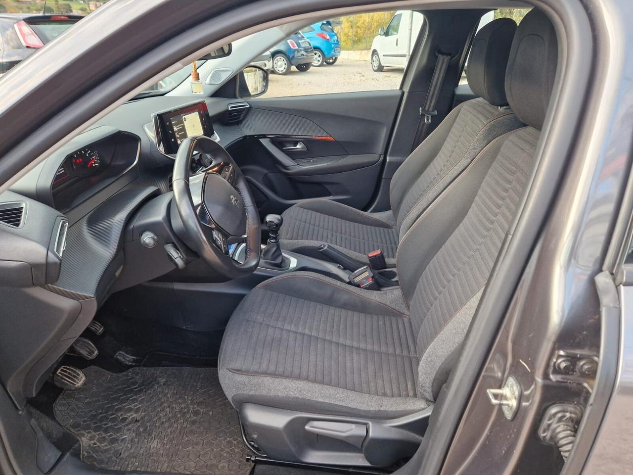 Peugeot 2008 Pure Tech Turbo 130 EAT6 S&S Allure