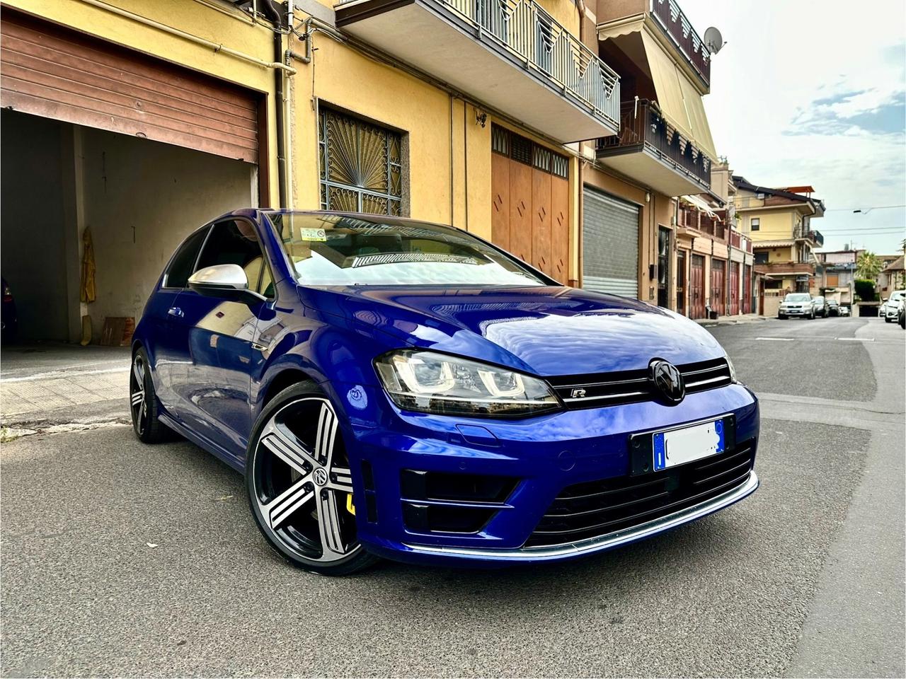 Volkswagen Golf GTI R 2.0 DSG 3p.