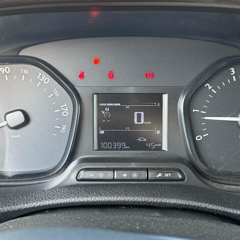PEUGEOT EXPERT 2.0BlueHdi 120cv FURGONE