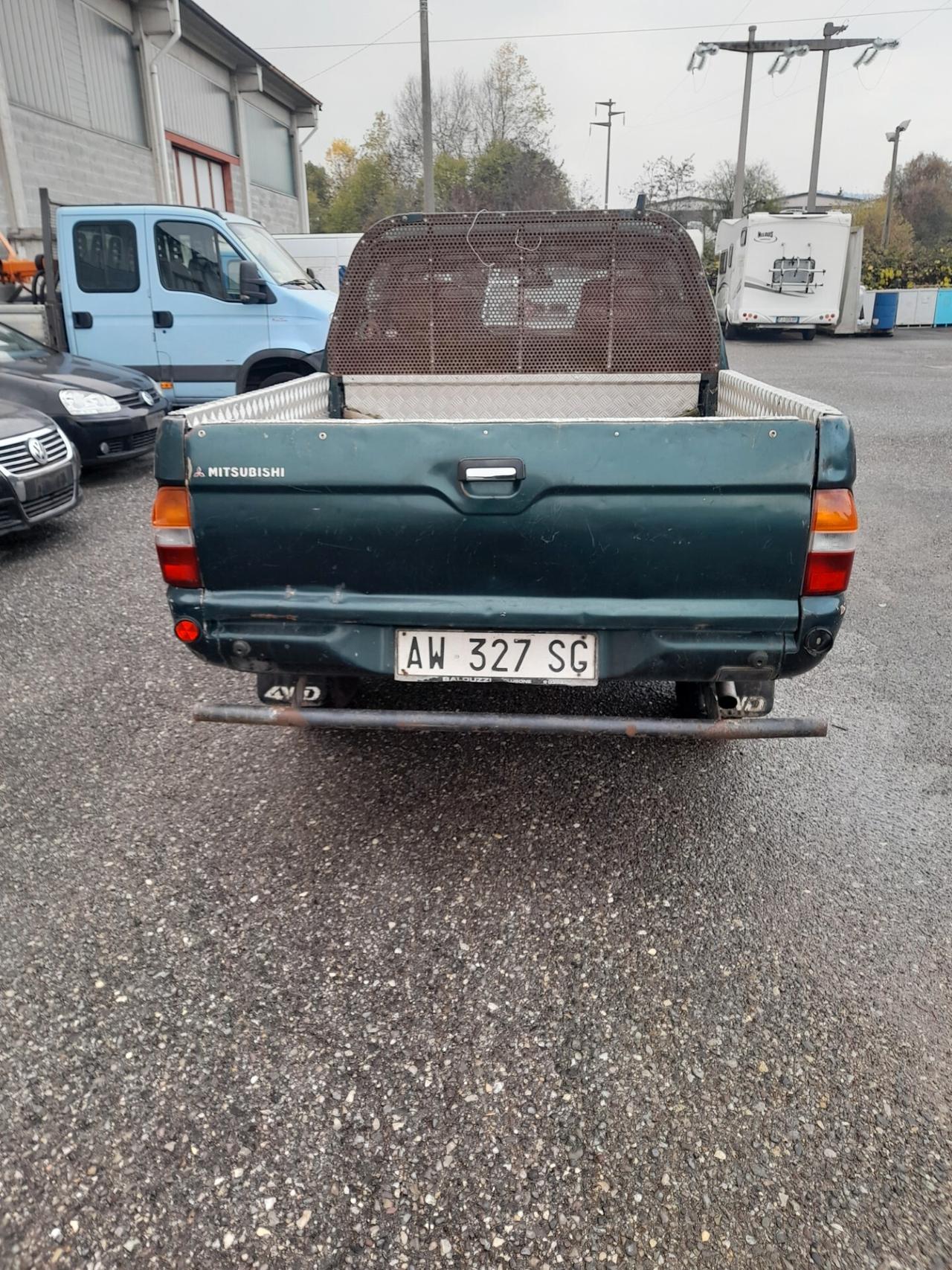 Mitsubishi L200 2.5 TDI 4WD Double Cab Pick-up GLX