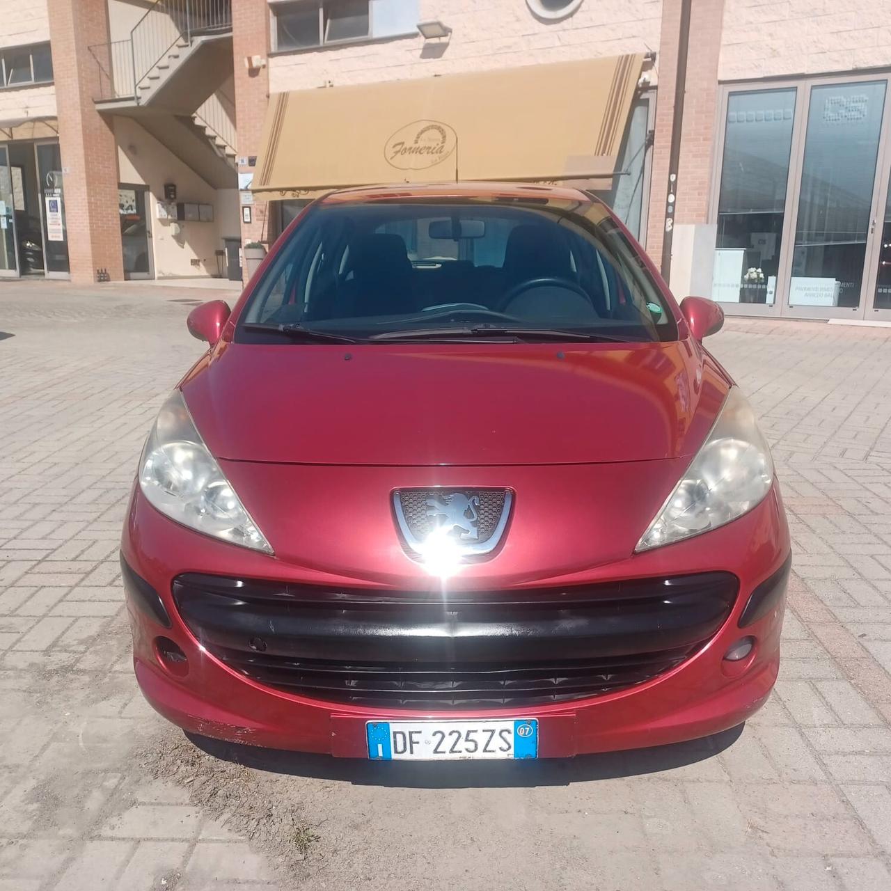 113588KM PEUGETO 207 1.4 HDI NEOPATENTATI