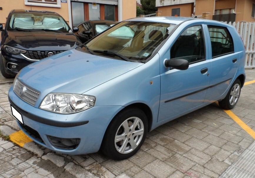 Fiat Punto 1.3 MJT 16V 5p. 4p.ti Active Van