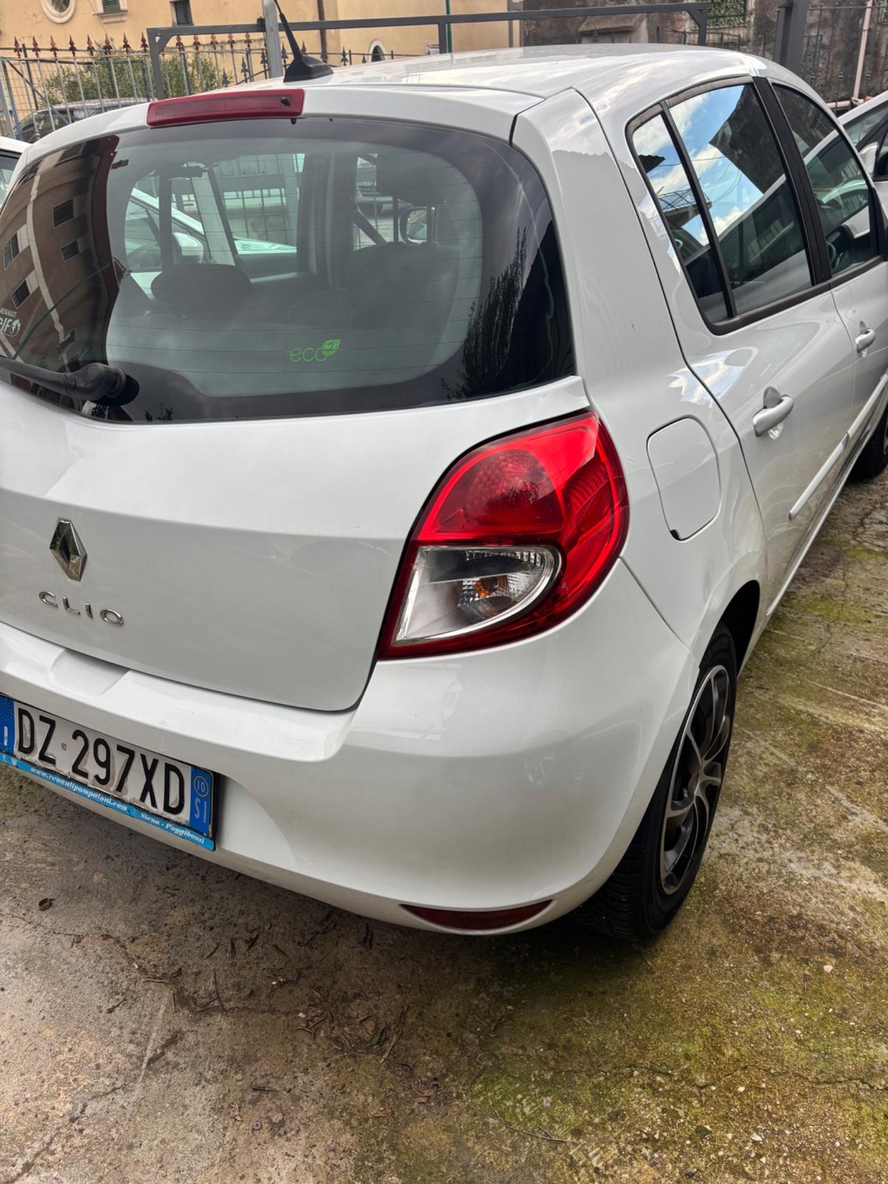 Renault Clio 1.2 16V 5 porte GPL Dynamique