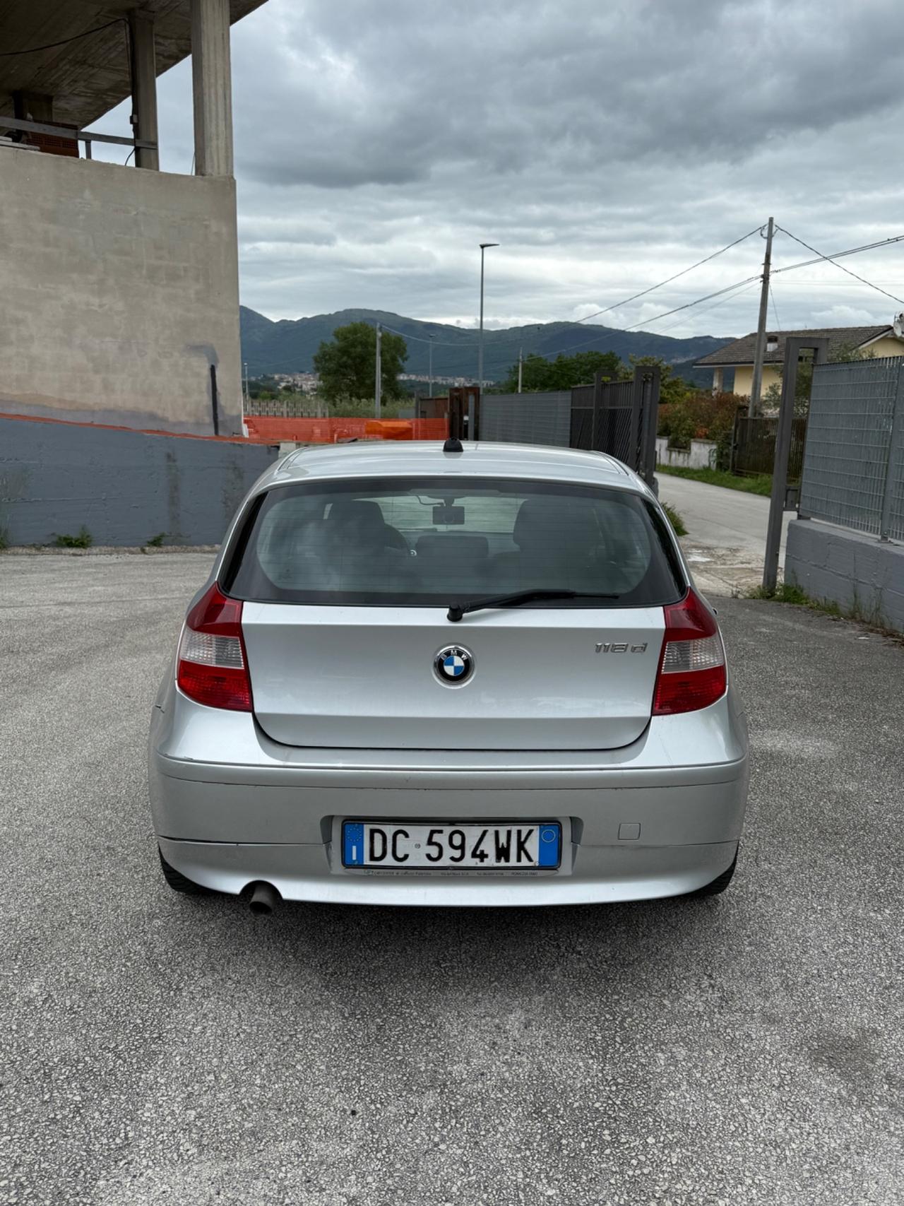 Bmw 118 118d cat 5 porte Eletta