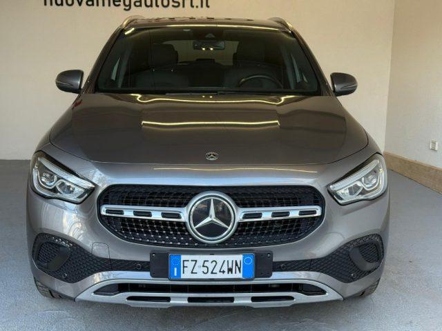 MERCEDES-BENZ GLA 200 d Automatic Sport