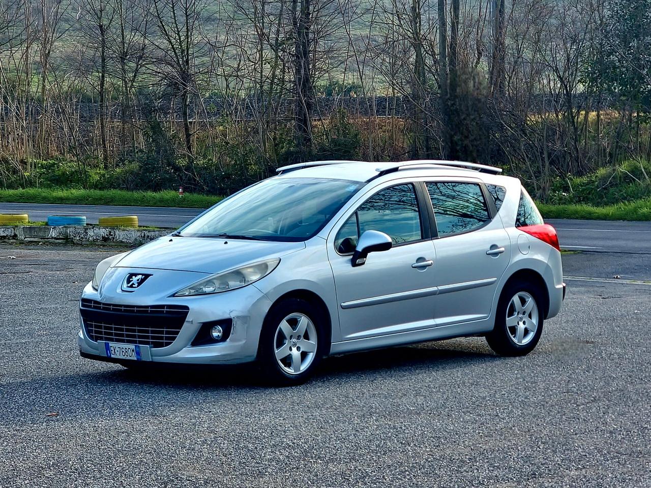 Peugeot 207 1.4 8V 75CV SW SPECIAL EDITION 2011-E5 NEO