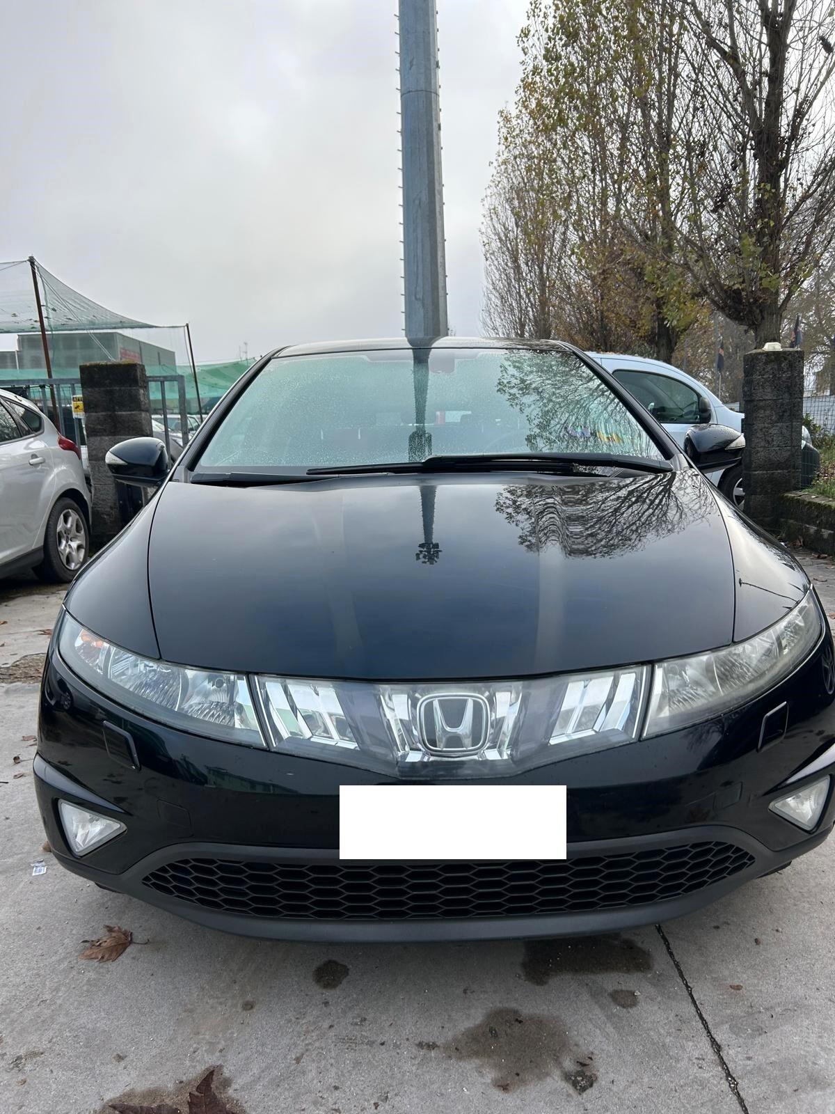 Honda Civic 1.8 i-VTEC 5p. Executive i-P