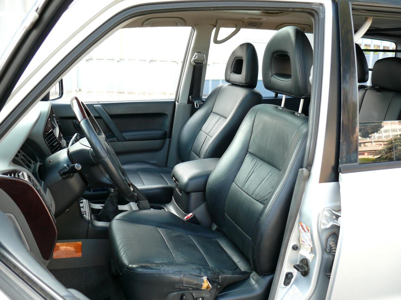 Mitsubishi Pajero 3.2 16V DI-D 5p. GLS2 Autocarro