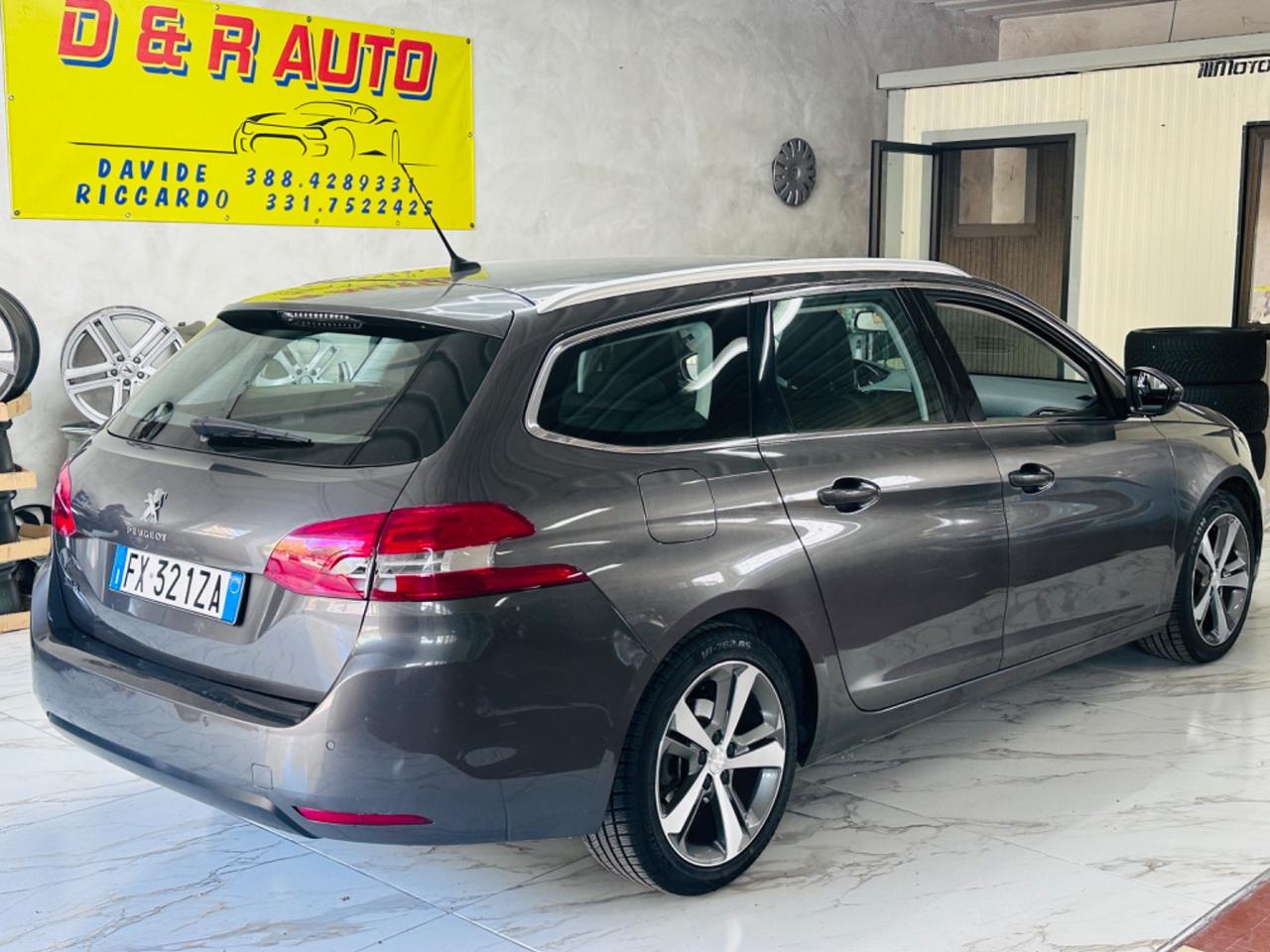 Peugeot 308 BlueHDi 130 2019