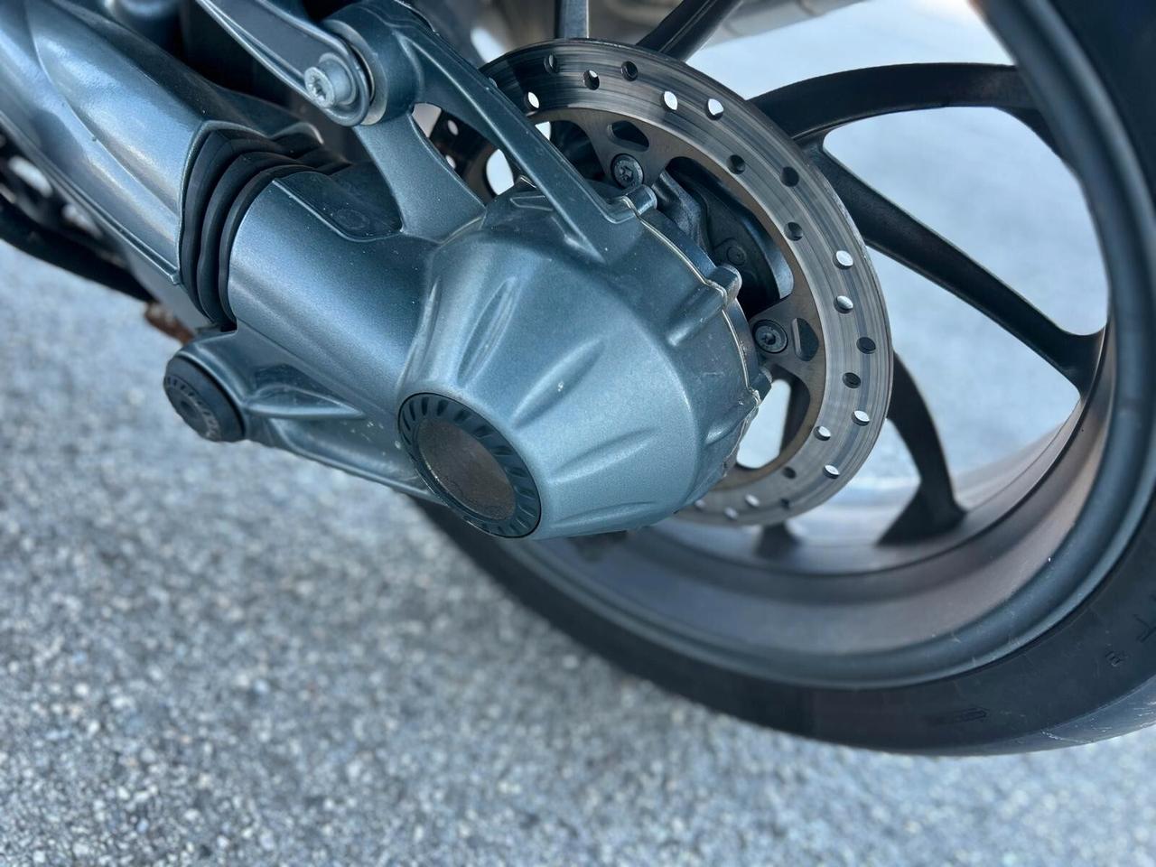 Bmw K 1300 R ABS ASC