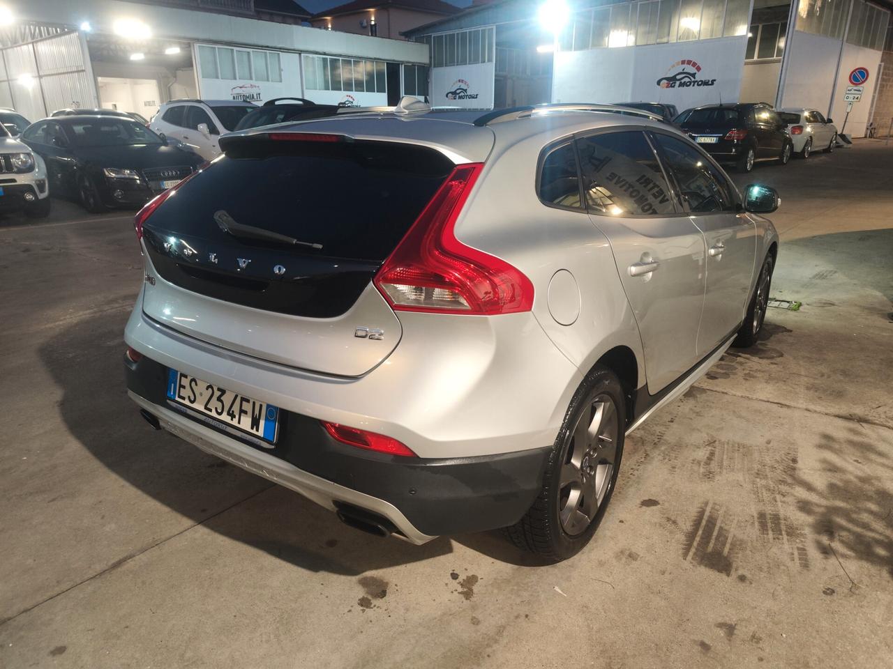 Volvo V40 Cross Country D2 1.6 Summum
