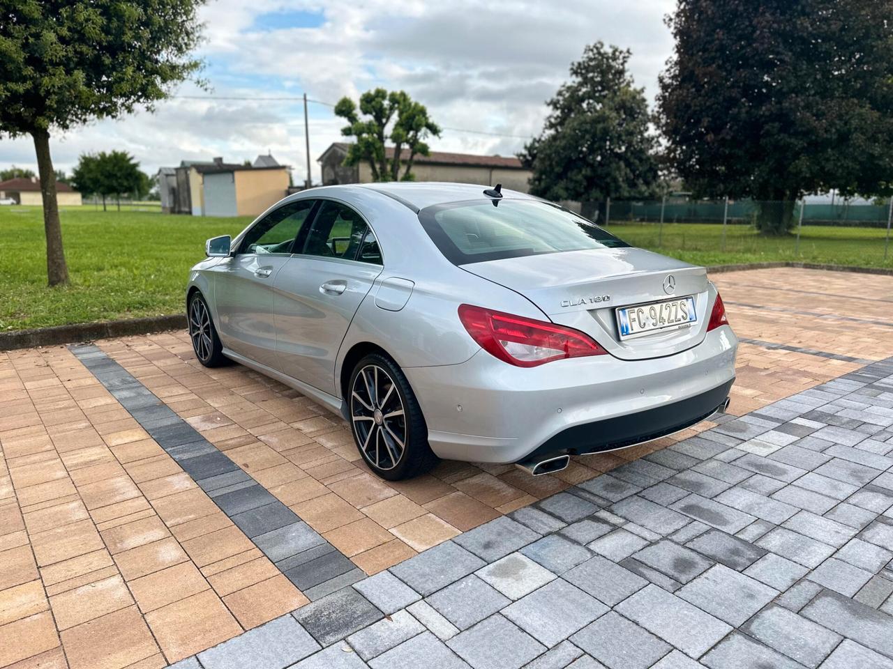 Mercedes-benz CLA 180 d Automatic Premium NEOPATENTATI