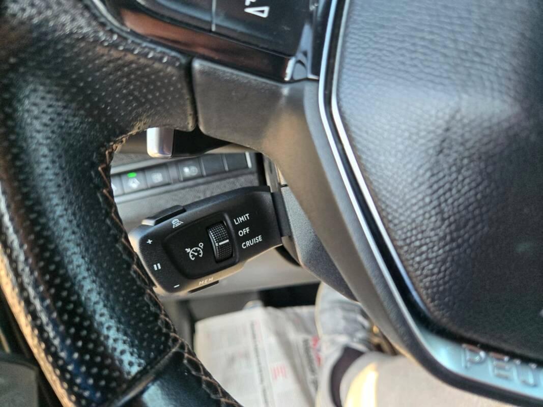 Peugeot 3008 II 1.6 hybrid phev GT Pack 225cv e-eat8