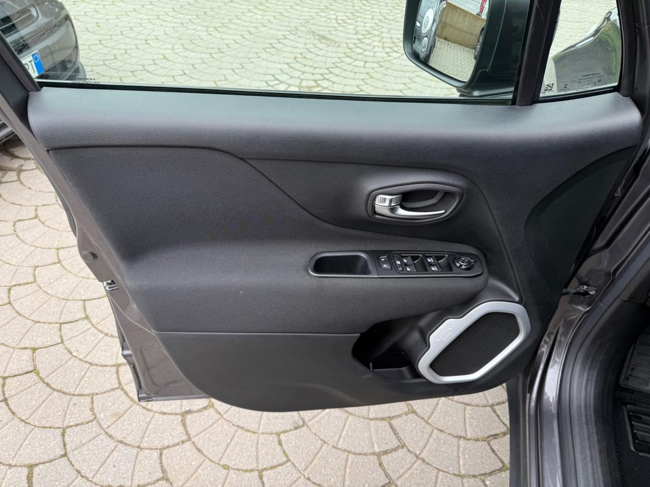 Jeep Renegade 1.6 Mjt 120 CV Longitude