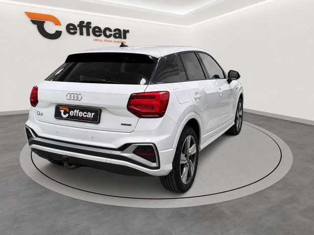 Audi Q2 35 TDI quattro S tronic Identity Black