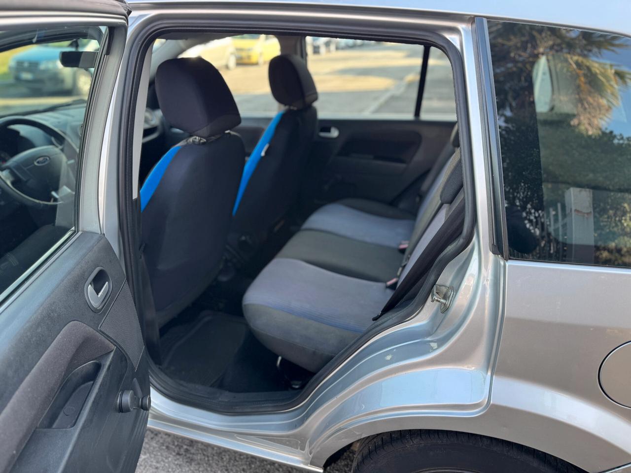 Ford Fusion 1.4 16V 5p. Titanium