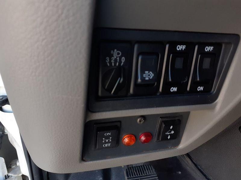 Nissan Cabstar NT400 Cabstar 35.14 2.5 TDI 136CV RIBALTABILE, PREZZO+IVA