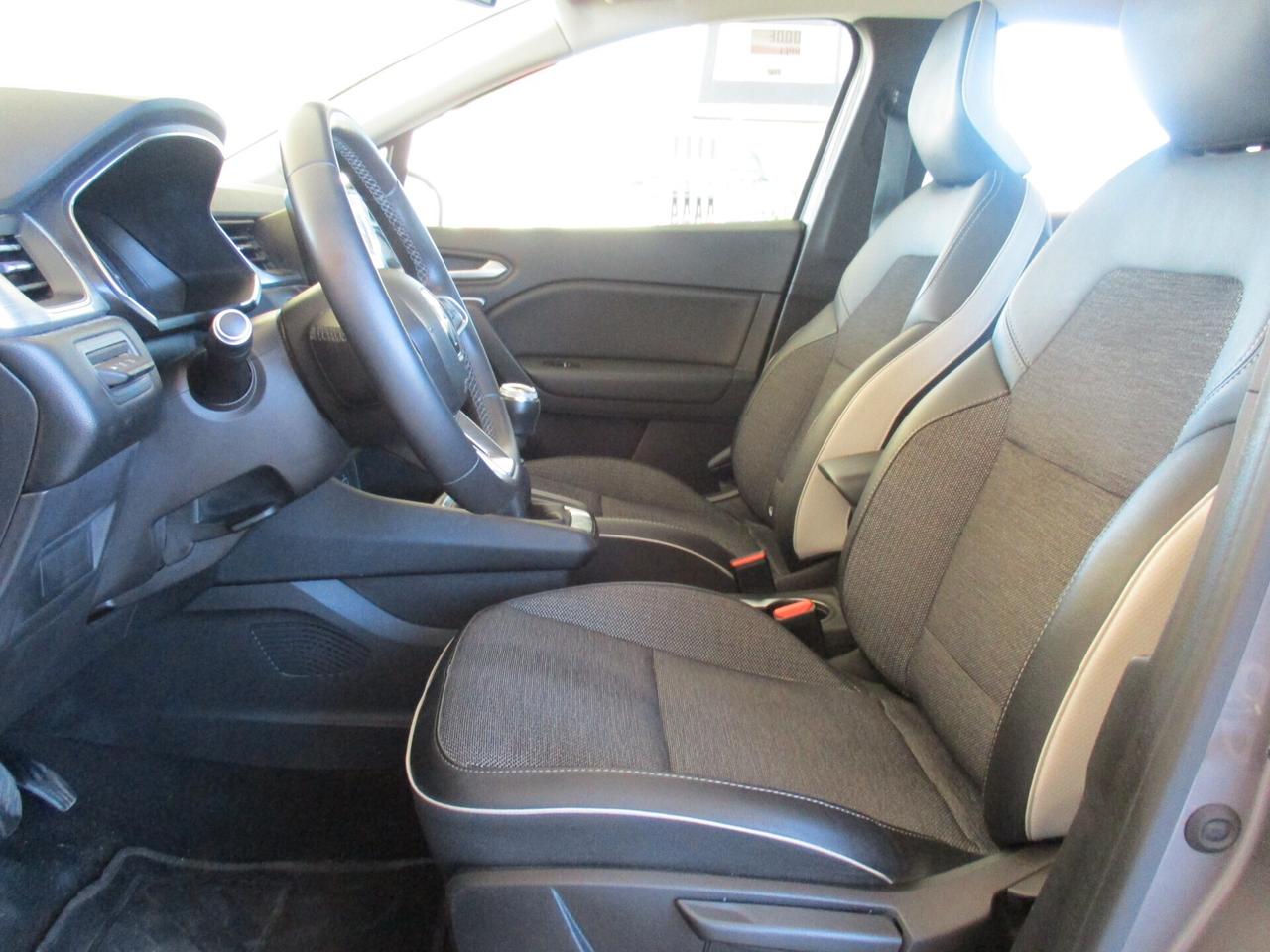 RENAULT CAPTUR BLUE DCI INTENS