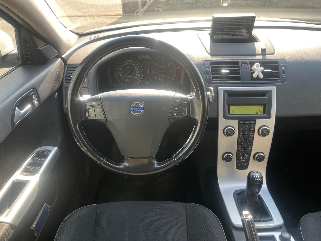 Volvo V50 D2 1.6D Drive R-design