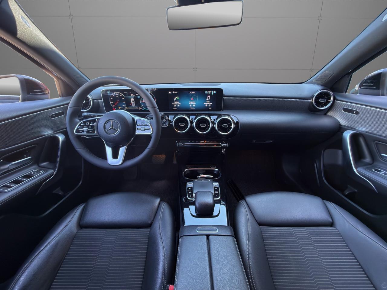 Mercedes A 180 D Sport - Promo Finanziamento - Automatica - MBUX - Garanzia