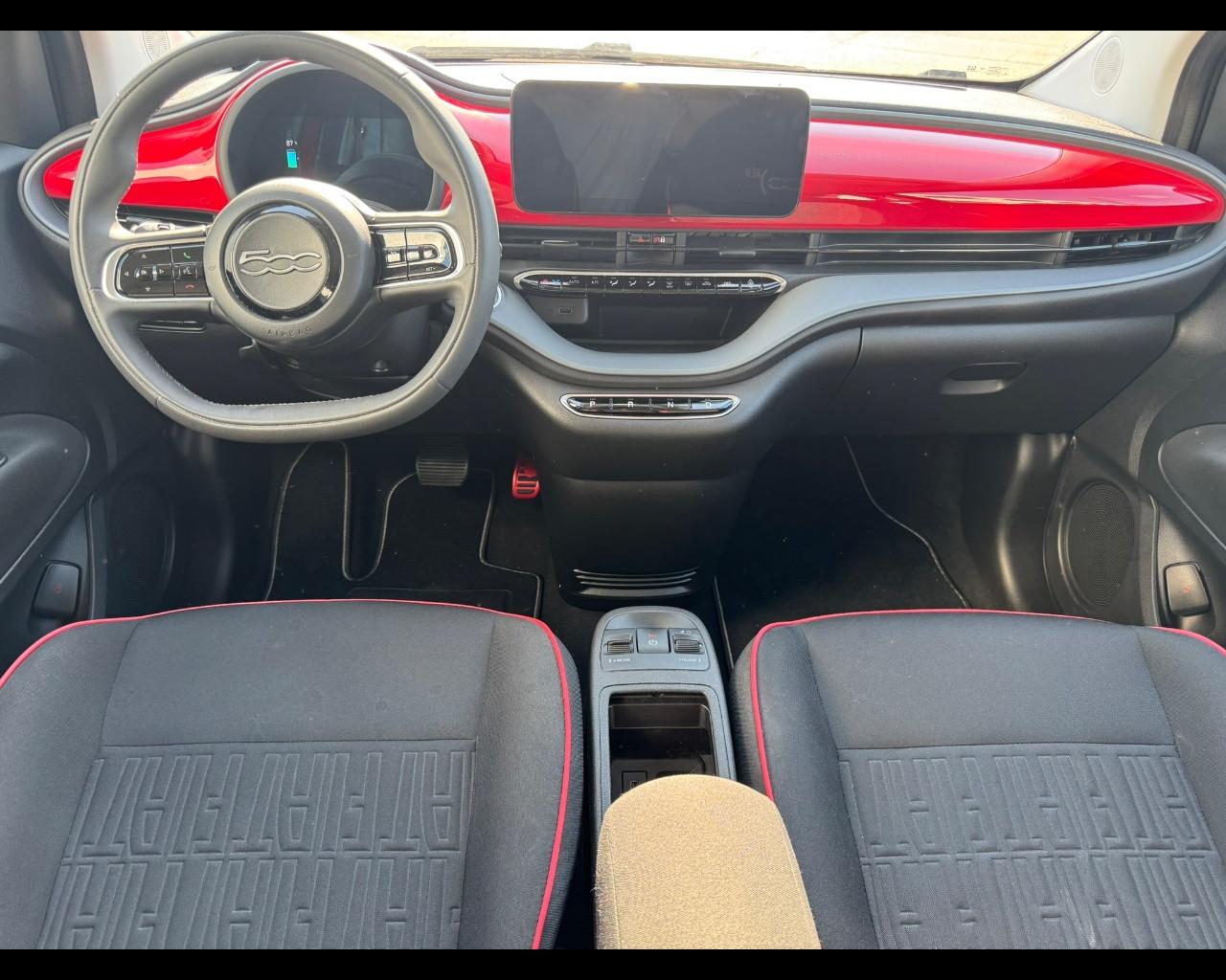 FIAT 500 (2020-->) - 500e Berlina 42 kWh Red