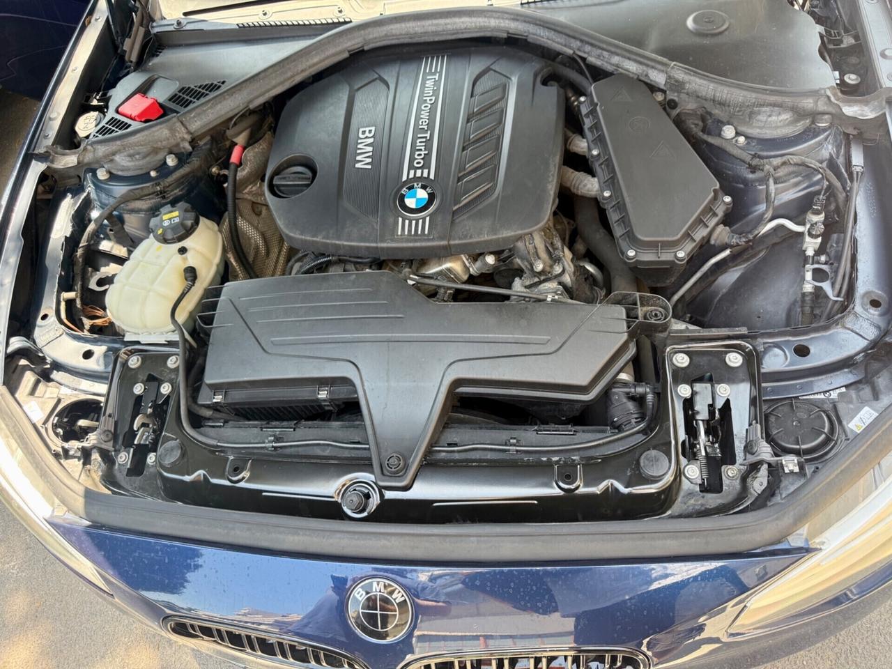 Bmw serie1 2.0 118D Tetto apribile fari Led bi-xenon