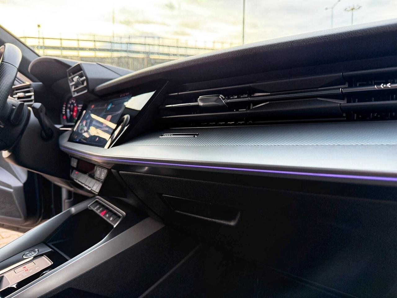 Audi A3 SPB 30 TFSI S tronic S line OK NEOPATENTATI