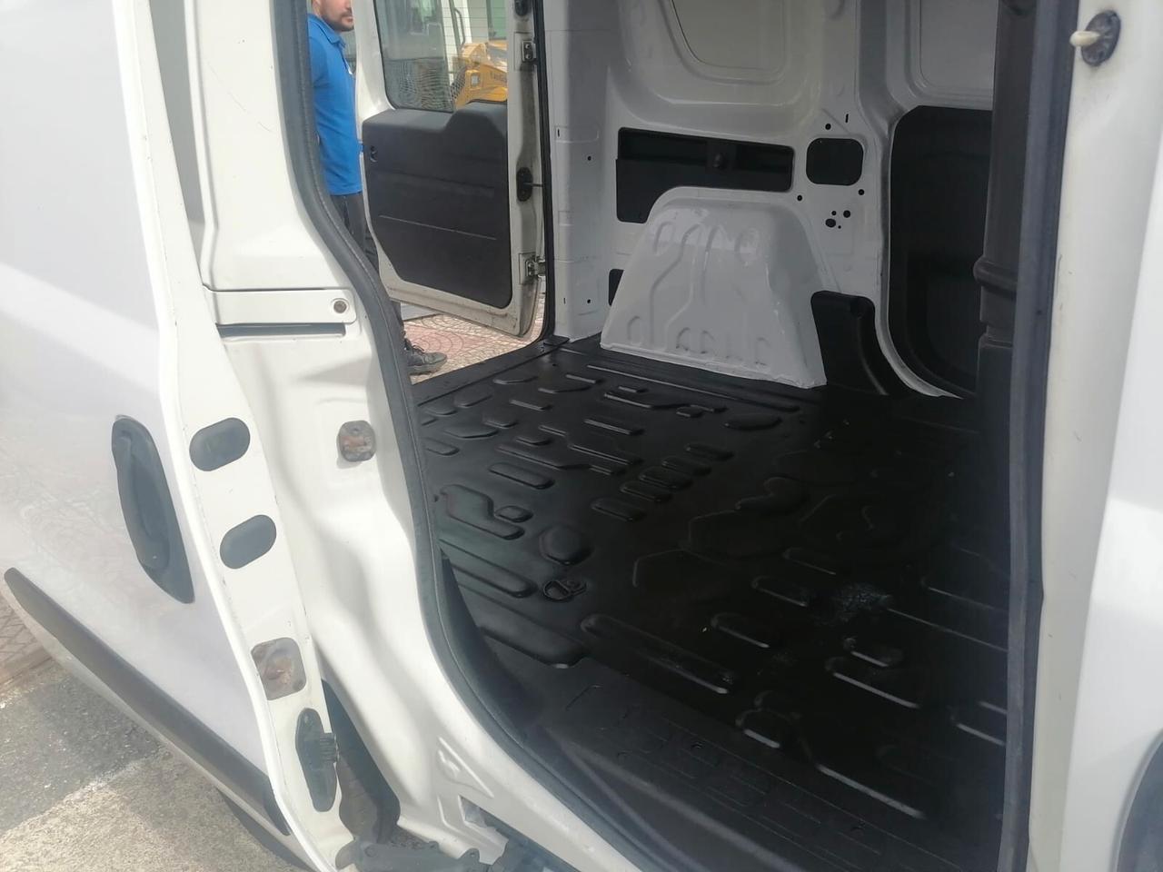 Fiat Doblò 1.6 Mjt - Gancio Traino - 2012