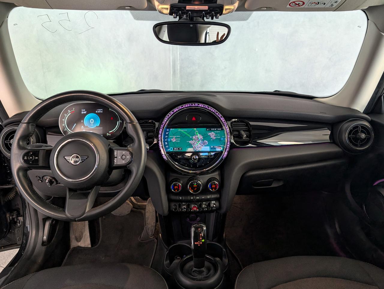 Mini 1.5 Cooper Automatic Essential