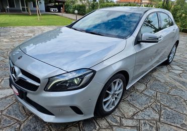 Mercedes-Benz A 180 Premium auto 122cv