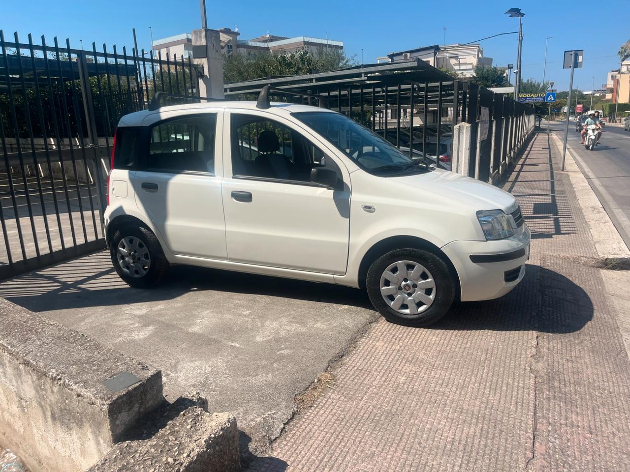 Fiat Panda 1.2 Benzina EmotionXNeoPatentati