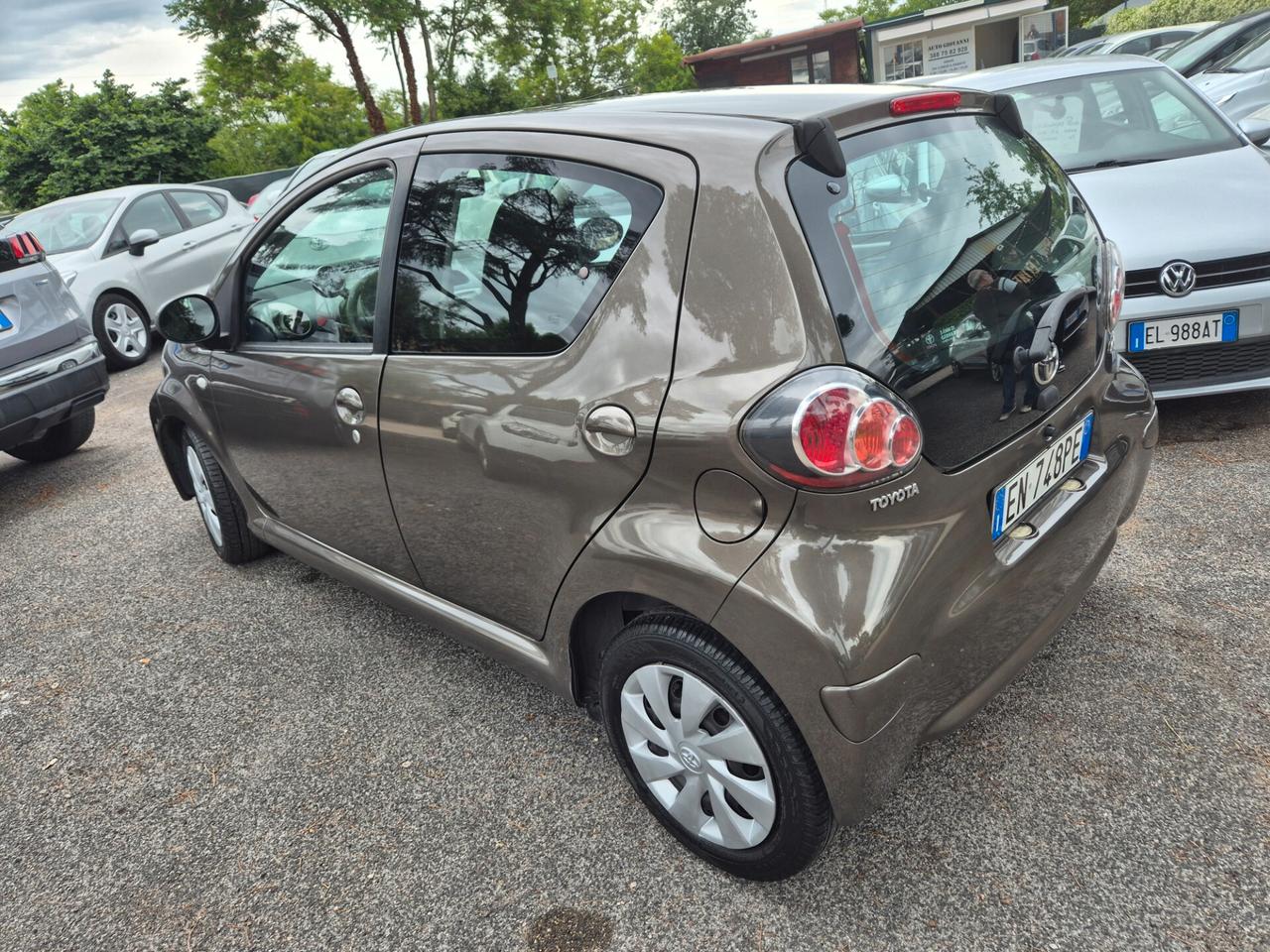 Toyota Aygo 1.0 12V VVT-i 3 porte Orange Connect MMT