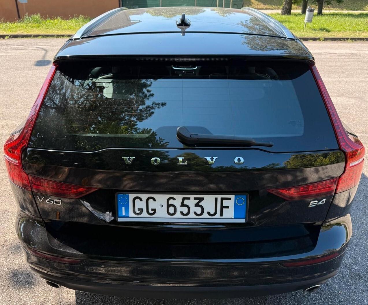 Volvo V60 B4 (d) Geartronic Momentum Pro Business PILOT ASSIST