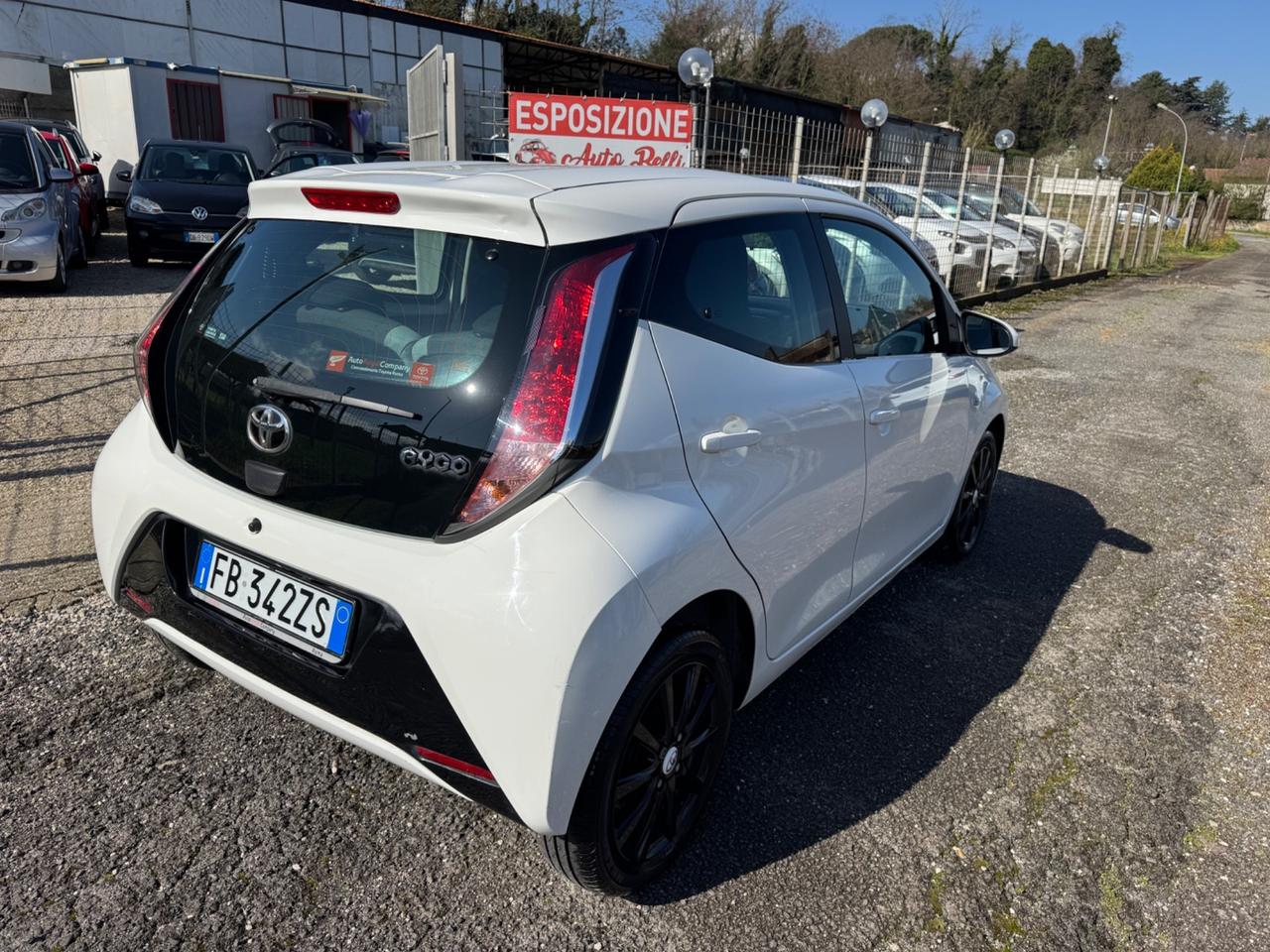Toyota Aygo 1.0 VVT-i 69 CV 5 porte x-wave MMT