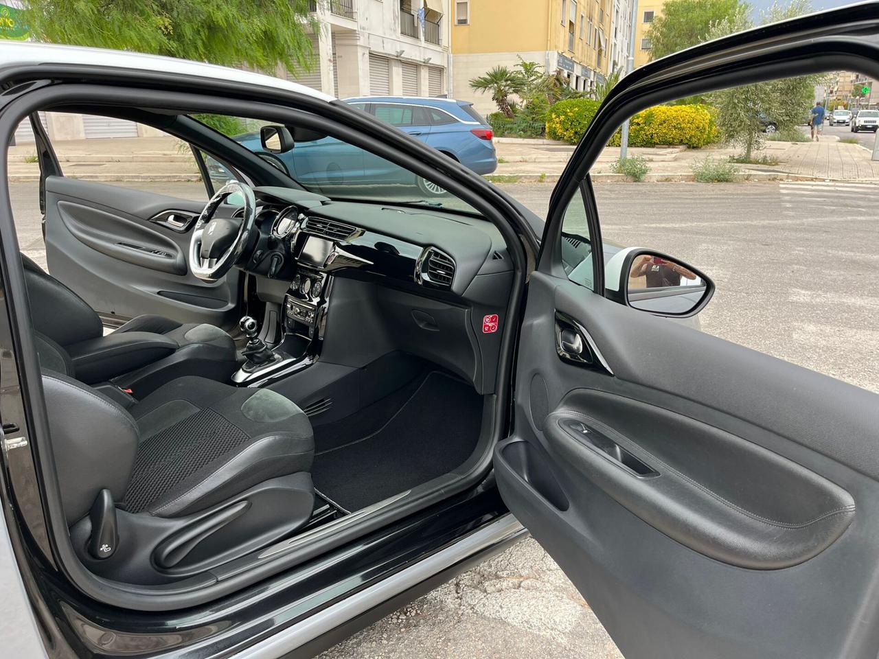 DS3 BlueHDi 120 S&S So Irresistible 2014