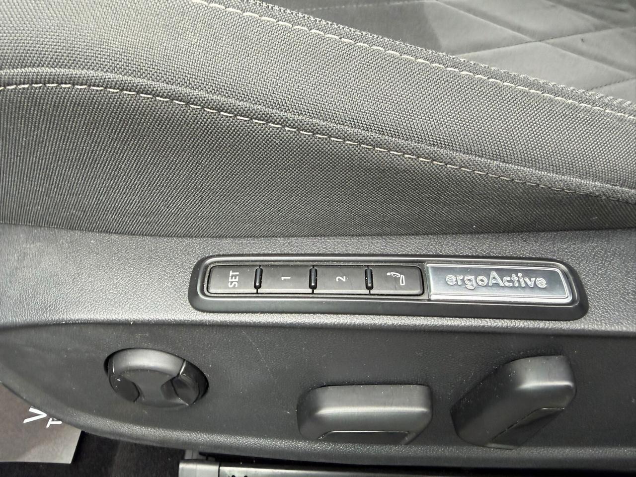 Volkswagen Golf 2.0 TDI 115 CV LIFE